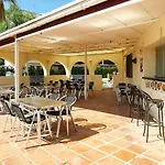 Club Playa Flores * טורמולינוס