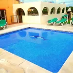 Club Playa Flores * 托雷莫利诺斯